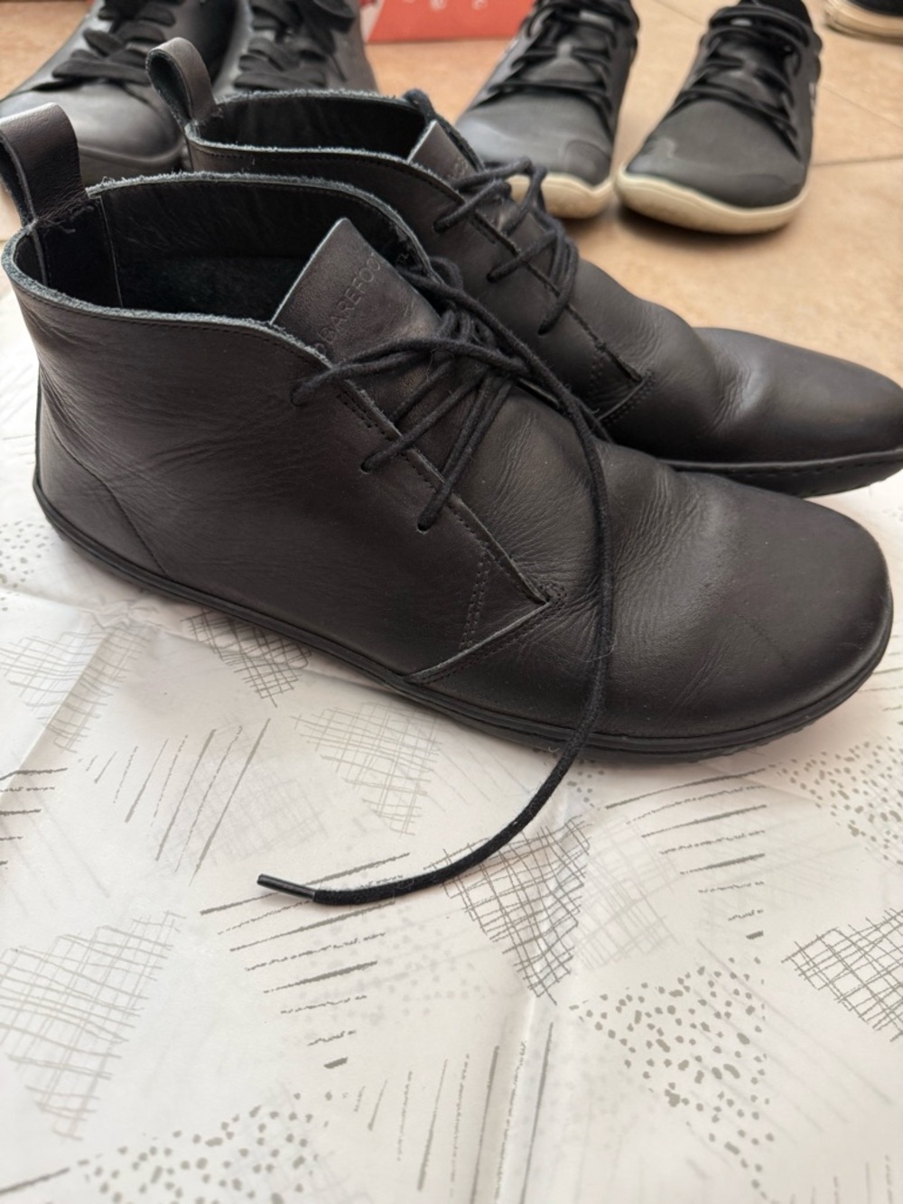 Vivo Barefoot Gobi III Black Leather Chukka Boots - Minimalist Lace-Up